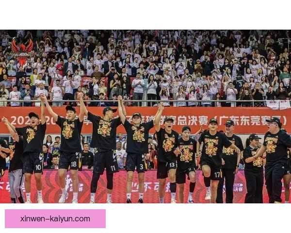 中国篮球联赛季后赛激战正酣，深圳队逆袭广东晋级四强
